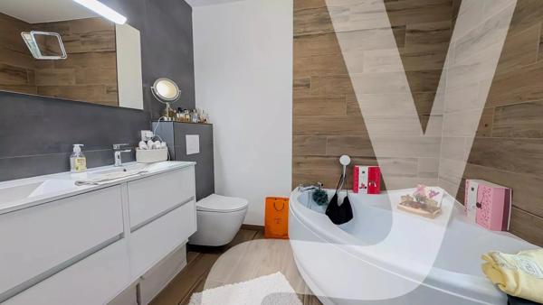Maison contemporaine 127 m² avec piscine – 4 chambres – Emplacement privilégié - 33260 La Teste-de-Buch - Réf 86215223