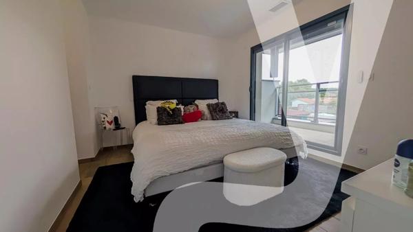 Maison contemporaine 127 m² avec piscine – 4 chambres – Emplacement privilégié - 33260 La Teste-de-Buch - Réf 86215223