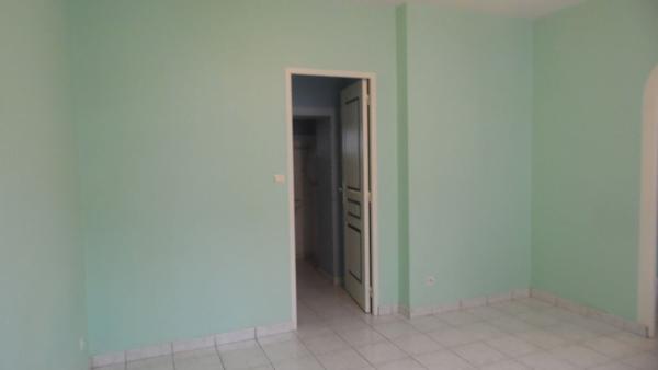 A LOUER LONGUE T1 28.07m²