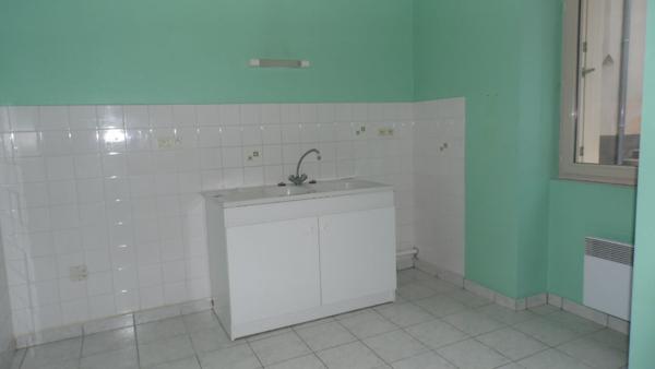 A LOUER LONGUE T1 28.07m²