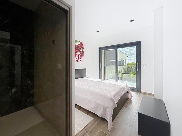 À quelques minutes de Reims – Une maison contemporaine aux prestations de qualité.