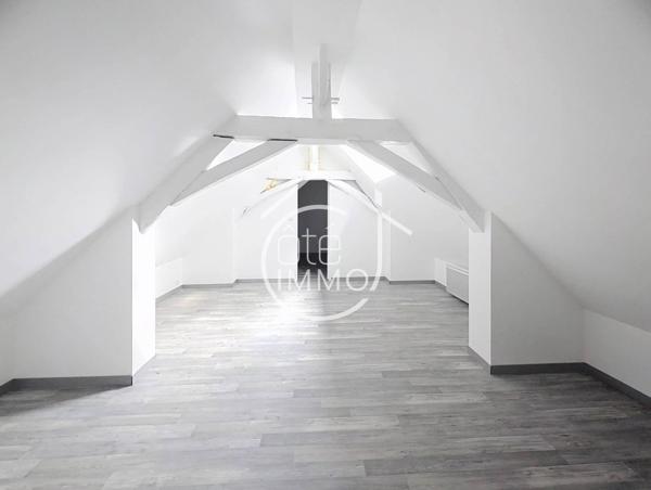 PRIGONRIEUX : Belle maison en pierre , 4 pièces de 96m² avec jardin