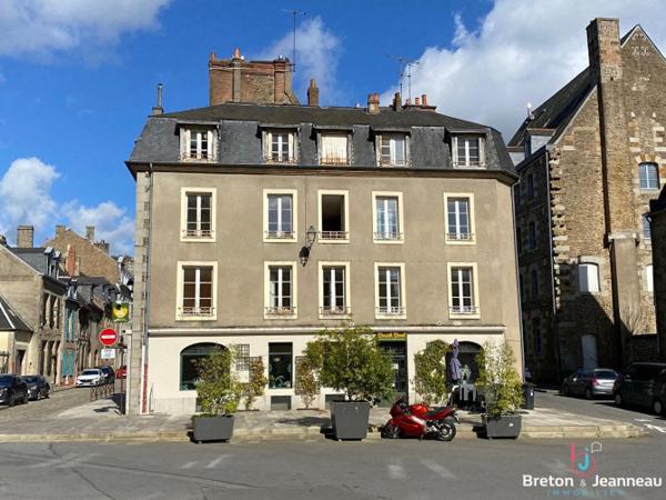Immeuble de rapport à Fougères