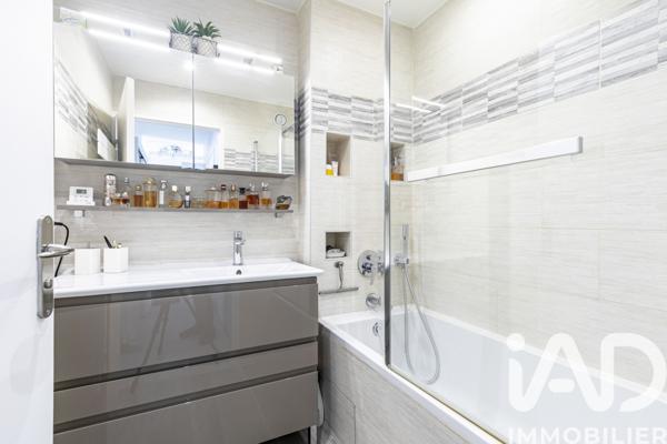 Appartement à vendre 4 pièces 102 m² Puteaux
