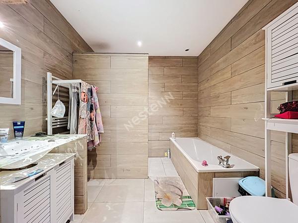 LIVRON - MAISON DE 111 M² AVEC 4 CHAMBRES SUR 219 M² DE TERRAIN