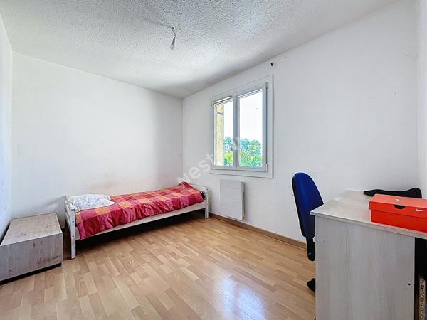 LIVRON - MAISON DE 111 M² AVEC 4 CHAMBRES SUR 219 M² DE TERRAIN