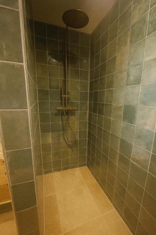 Appartement rénové meublé
