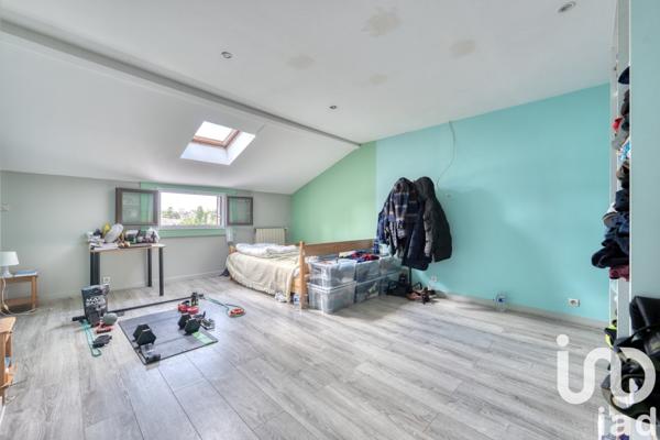 Maison 6 pièces de 174 m² à Fontenay-sous-Bois (94120)