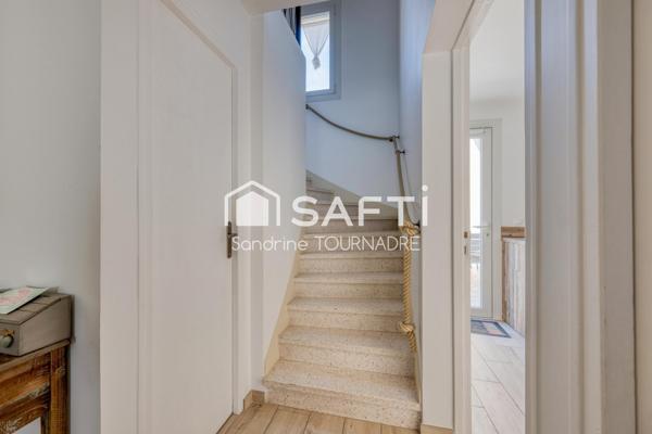 BORDEAUX-BEL AIR : Maison avec 3 ch, garage, jardin