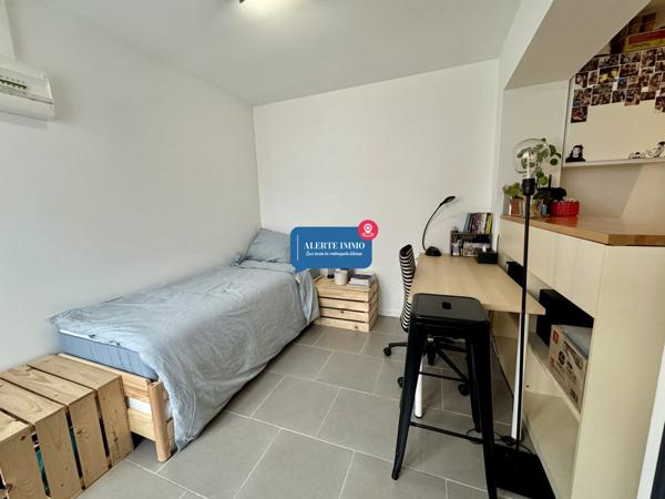 IMMEUBLE RENOVE 3 STUDIOS+1 T2+1 RDC COMMERCIAL