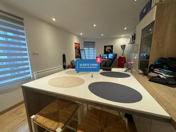 IMMEUBLE RENOVE 3 STUDIOS+1 T2+1 RDC COMMERCIAL