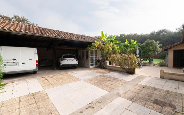 Maison à vendre    5 pièces • 154 m2 Saint-Sever