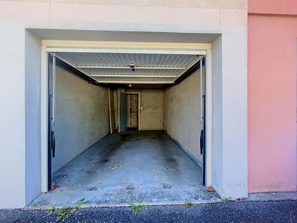Appartement 4 pièces à vendre à Laragne Monteglin - balcon, garage et cave