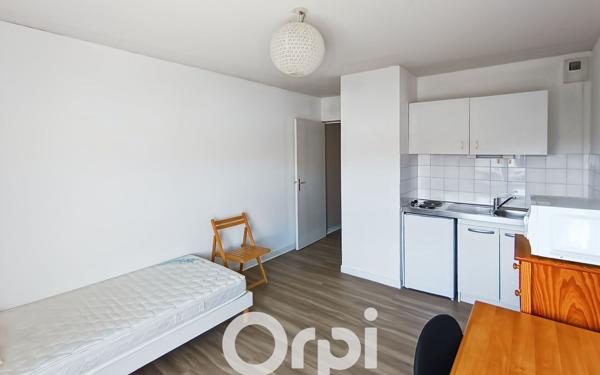 Appartement à louer    1 pièce • 17,93 m2 La Roche-sur-Yon