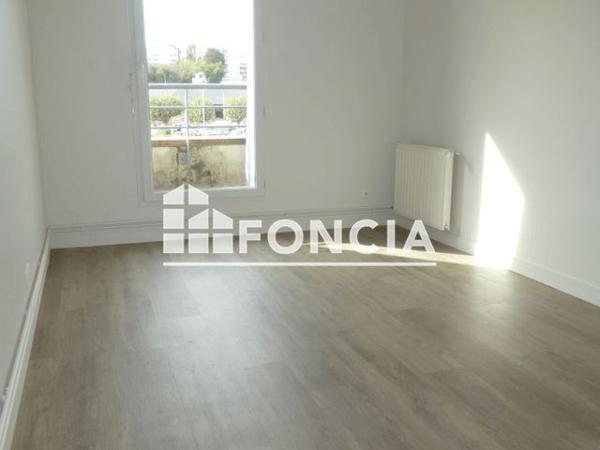 Location Appartement 5 pièces 125.6 m² - ENTREE B Limoges 87000