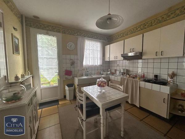 Maison à vendre 3 pièces 65.37m² Saintes (17100)