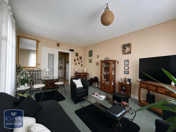 Maison à vendre 3 pièces 65.37m² Saintes (17100)