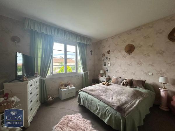 Maison à vendre 3 pièces 65.37m² Saintes (17100)