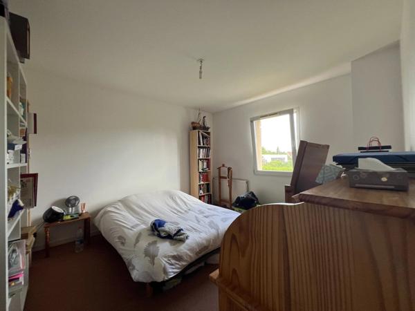 Vente                                                      Maison
                        
                                         85 m2                     à Poitiers