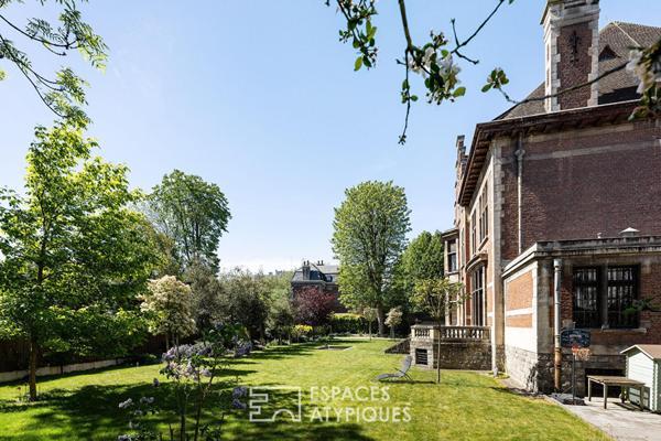 Hôtel particulier d’exception au coeur du bourg