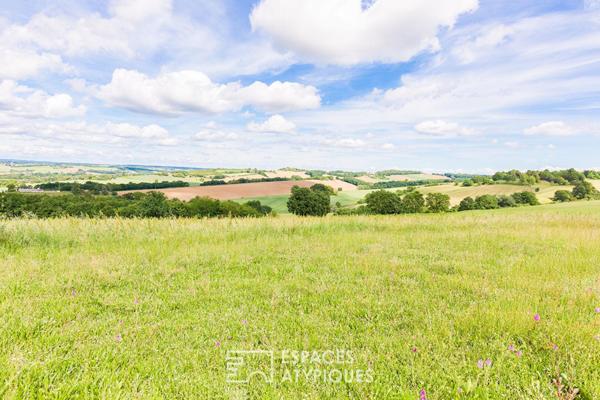 Charme et panorama pour cette ferme rénovée au coeur de la campagne