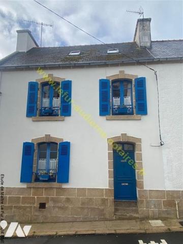 Charmante maison des années 20 - plein centre-ville AUDIERNE