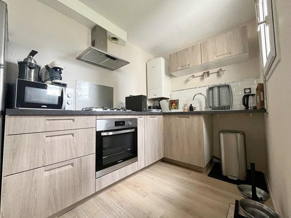A vendre à Vannes appartement T2 avec balcon Quartier Pompidou calme et proche commodités