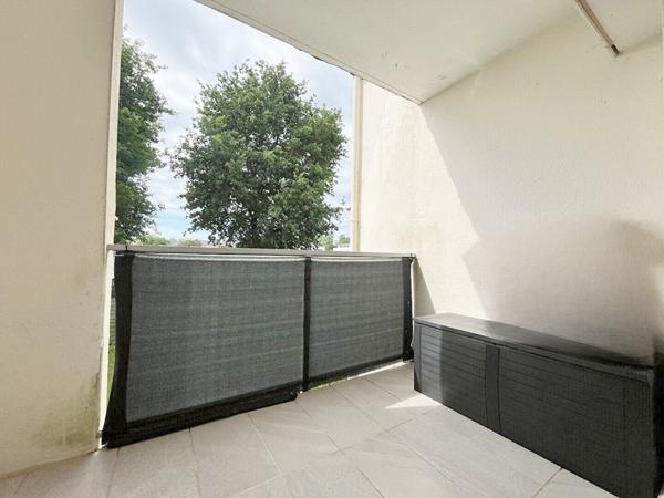 A vendre à Vannes appartement T2 avec balcon Quartier Pompidou calme et proche commodités