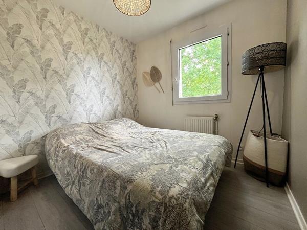 A vendre à Vannes appartement T2 avec balcon Quartier Pompidou calme et proche commodités