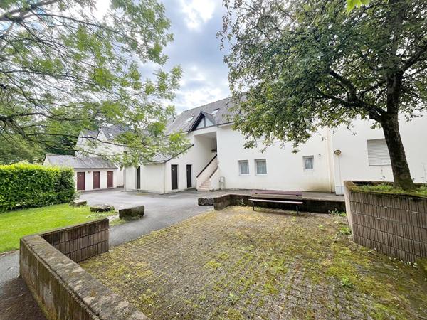 A vendre à Vannes appartement T2 avec balcon Quartier Pompidou calme et proche commodités