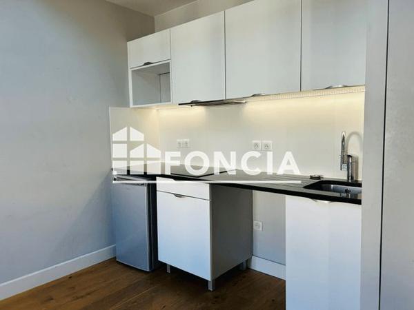 Location Studio 34.6 m² - Toulon 83000