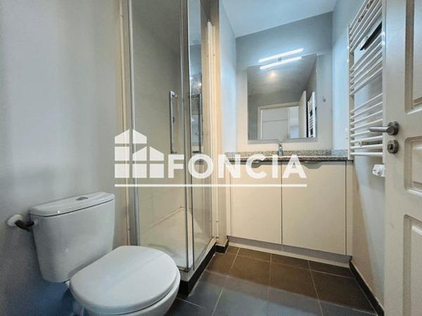 Location Studio 34.6 m² - Toulon 83000