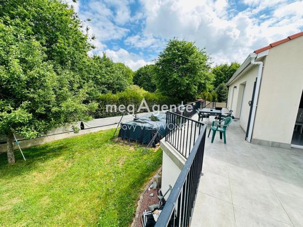 Maison à MORTAGNE-SUR-SEVRE, 85290 - 8 pièces 198m²
