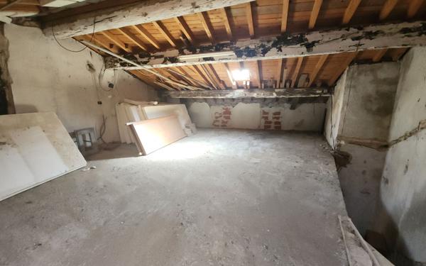 Maison à vendre    4 pièces •  Catllar