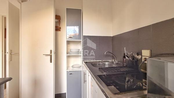 A VENDRE Appartement STUDIO AVEC TERRASSE ET CAVE - Nice