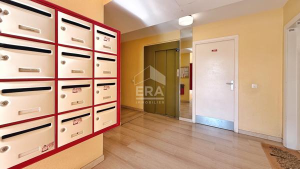A VENDRE Appartement STUDIO AVEC TERRASSE ET CAVE - Nice