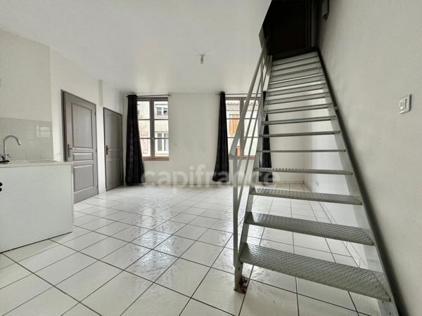 APPARTEMENT/DUPLEX DE 42 M2, UNE SUITE PARENTALE, MONTBRISON CENTRE