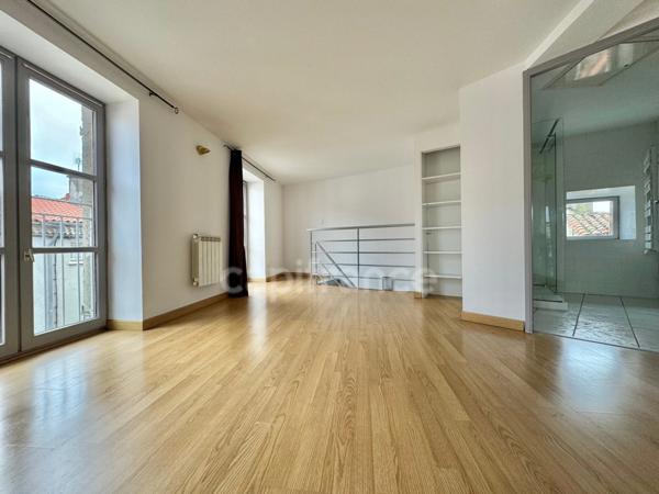 APPARTEMENT/DUPLEX DE 42 M2, UNE SUITE PARENTALE, MONTBRISON CENTRE