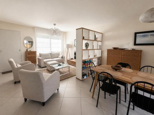 EXCLUSIVITÉ Maison récente 4 chambres à 5 min de la gare d 630 000 € - Référence  893