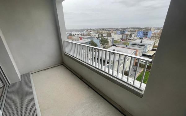 Appartement à louer    3 pièces • 61 m2 Colombelles