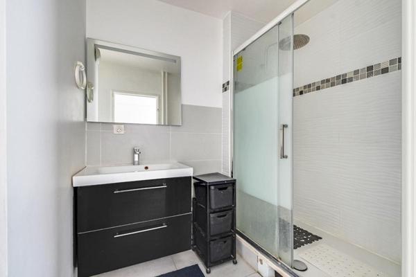 BAGNOLET - Appartement de type 4 pièce(s) 84 m²  avec vue exceptionnelle