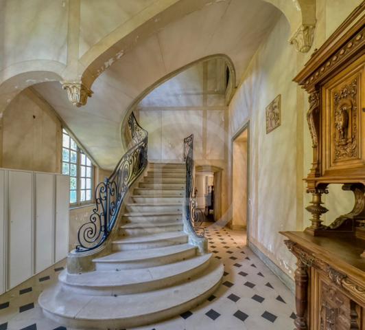 Château à ROYE (80700)