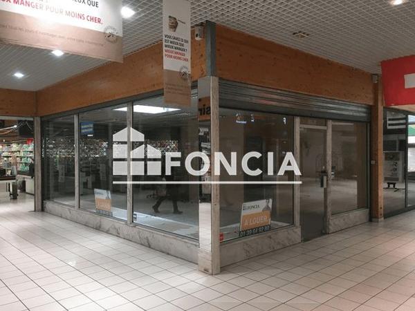 Location Local commercial 1 pièce 39 m² - RUE CLAUDE DEBUSSY Montmagny 95360