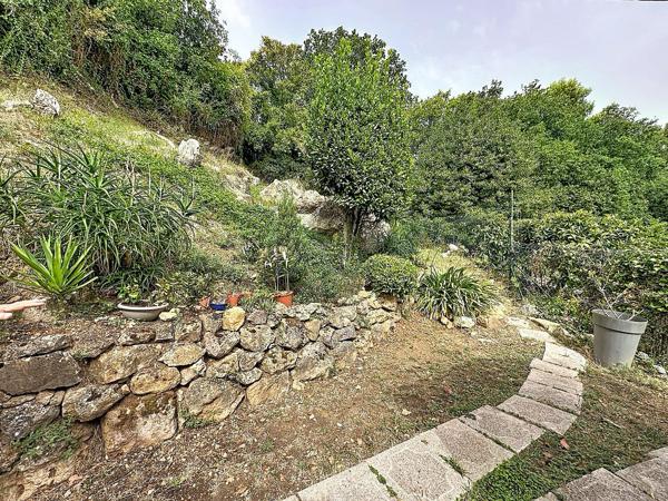 Gattières proche Village - Maison individuelle 5 pièces