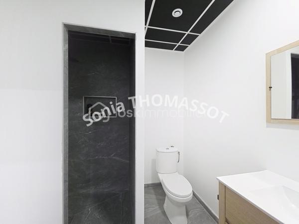 Bureau de 350 m²
