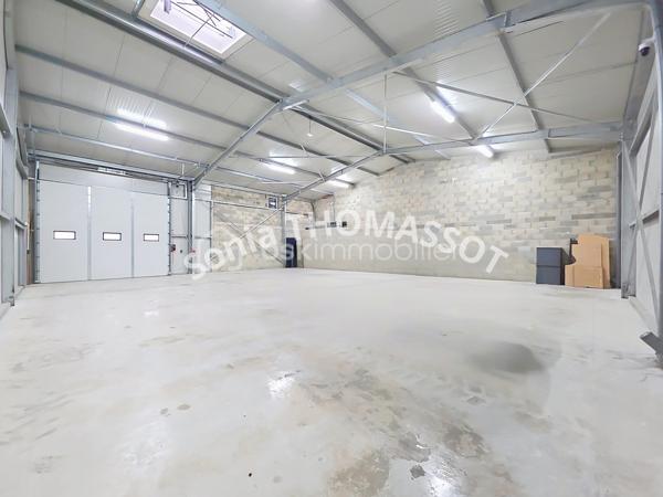 Bureau de 350 m²