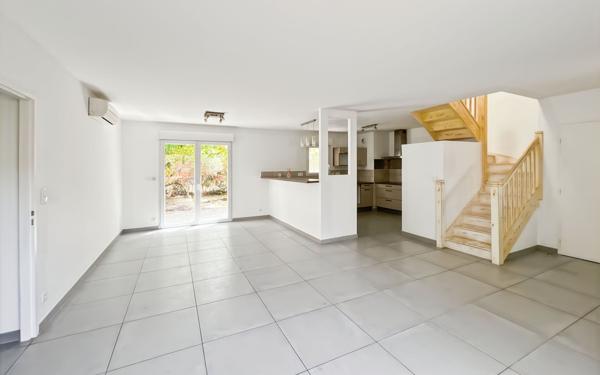 Maison à vendre    5 pièces •  Béziers