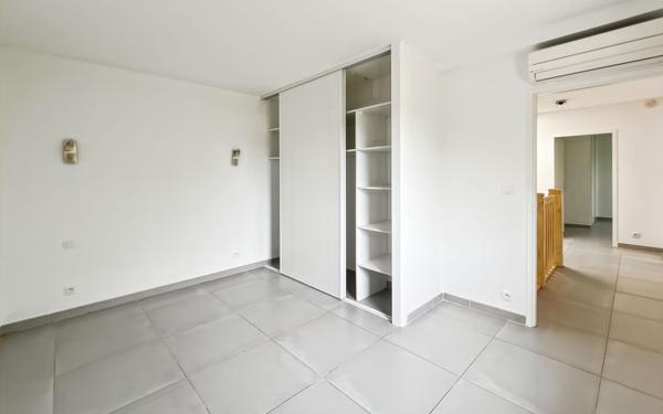 Maison à vendre    5 pièces •  Béziers