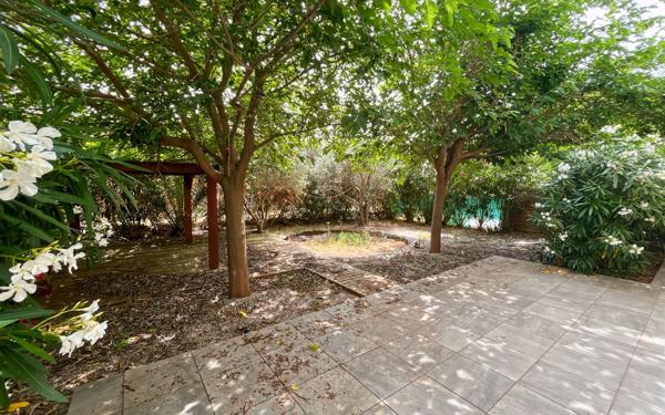 Maison à vendre    5 pièces •  Béziers