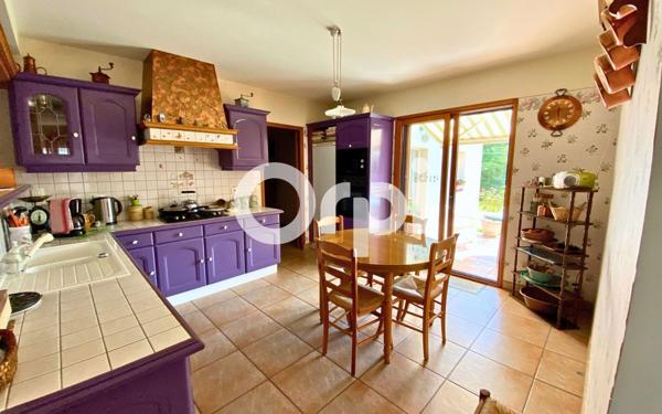 Maison à vendre    5 pièces • 185,92 m2 Guérande